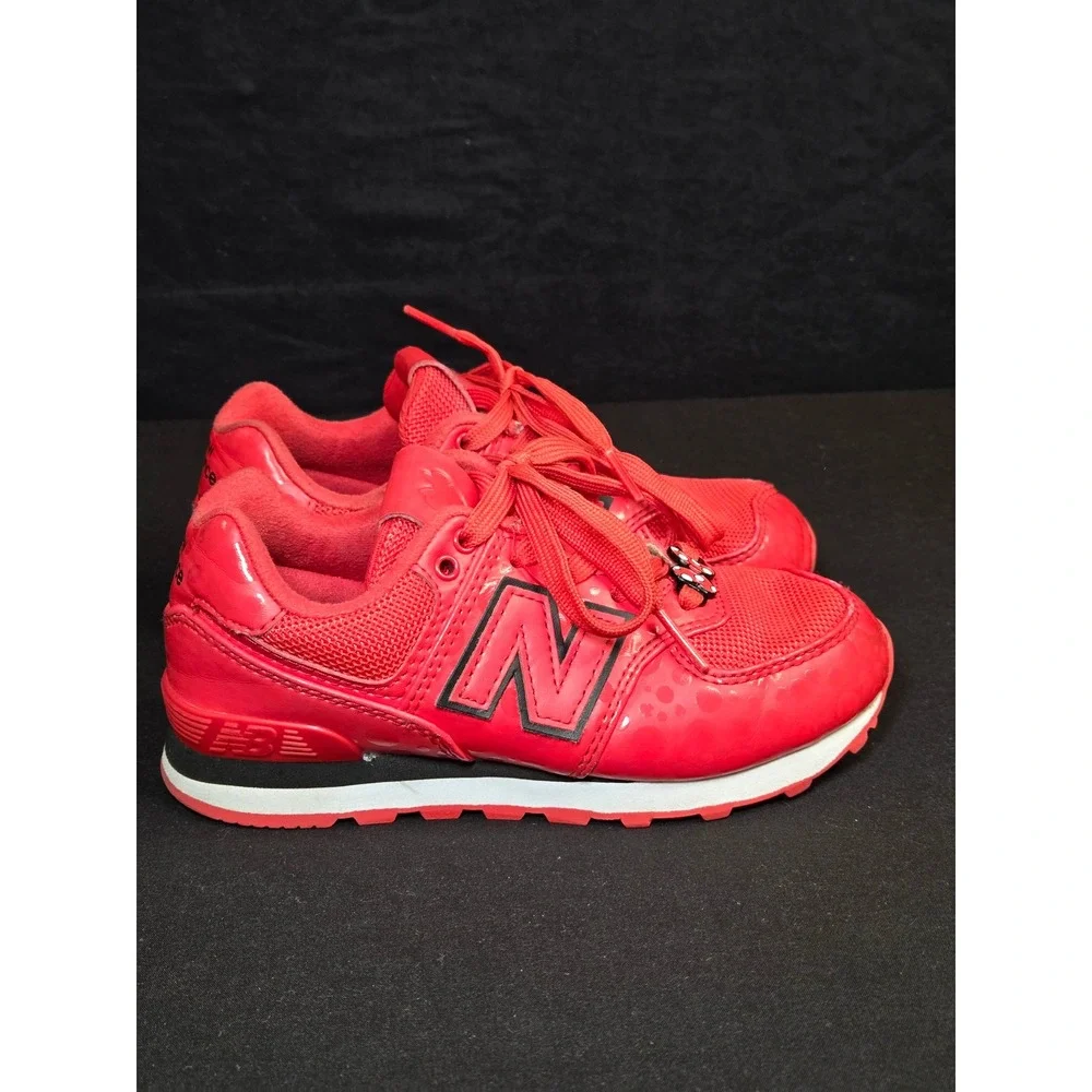 New Balance 574 Minnie Mouse Disney Red Polka Dot Kids Shoes PC574M1 Size 12.5c